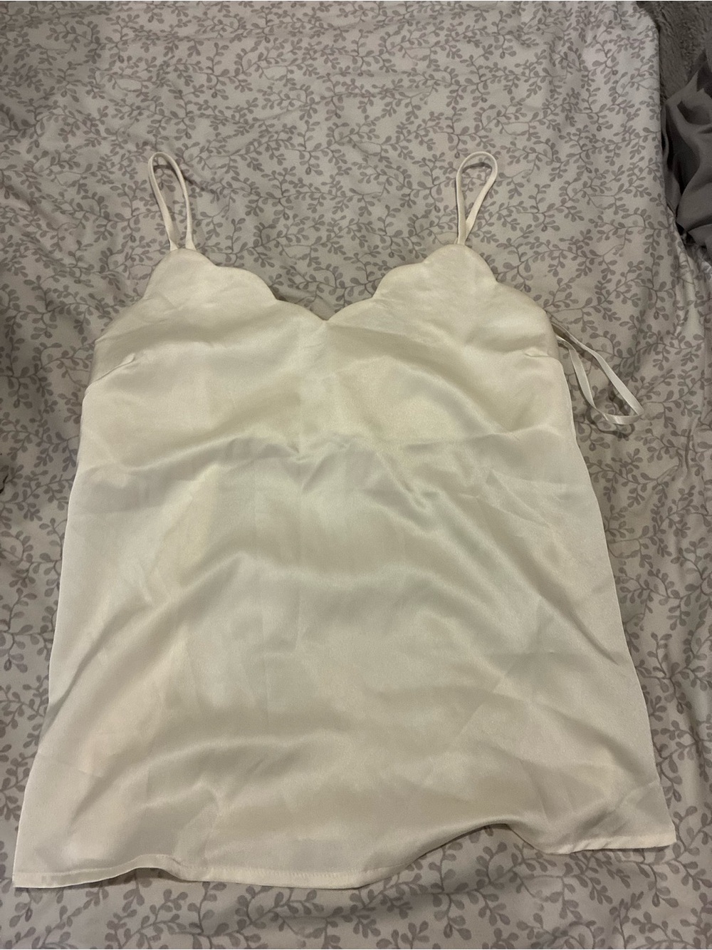 Monteau Cream Scalloped Satin Cami